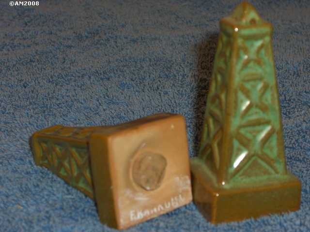 Oil Derrick shakers glazed prairie green